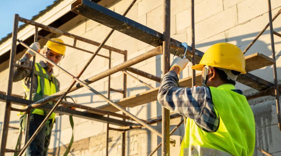 Professional residential roofers in Fairbanks, IN